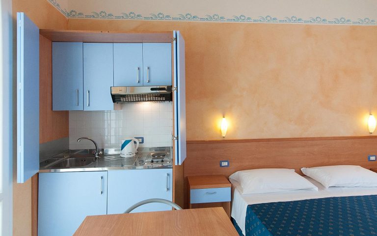 03-Studio-Mare---Doppelzimmer-mit-Kueche