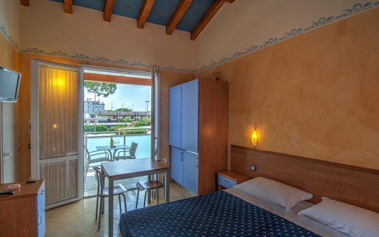 07---Studio-Mare---Double-room-with-kitchen