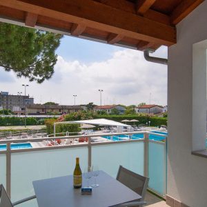 08-Studio-Mare---Double-room-poolview