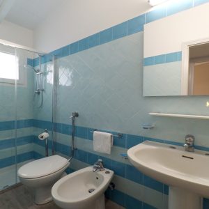 9-Bungalow-Sole_Park-Gallanti_bagno-Badezimmer